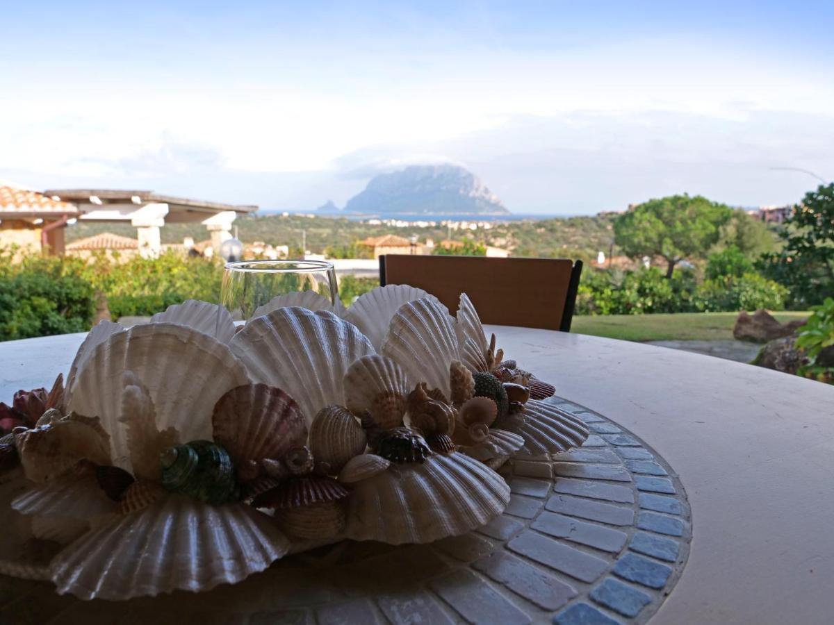 Villetta vista mare e tavolara Porto San Paolo  Esterno foto